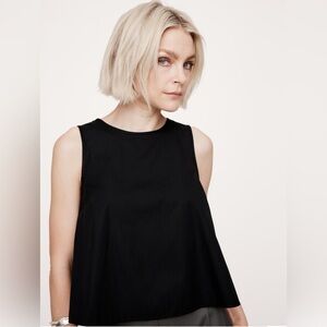 NWT! Banana Republic Black Poplin Cropped Tank - Size Large💛